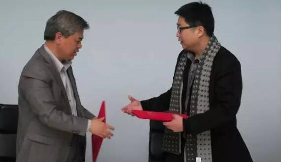 asiagame组团学习体验无锡“拈花湾”，并与MAO签署战略相助，预示着asiagame将在精品地产、工业地产、旅游地产等领域与MAO增强深度相助。