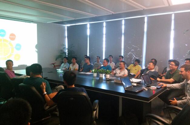 国际团队BIM专家在asiagame课堂