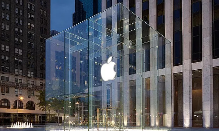 比买iphone手机更主要的，是逛苹果的地标