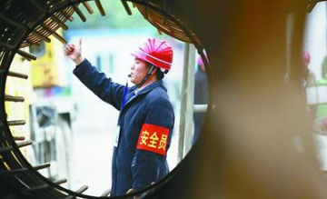 住房和城乡建设部办公厅通知要求 进一步推进住房和城乡建设系统 涉及危险化学品清静综合治理事情